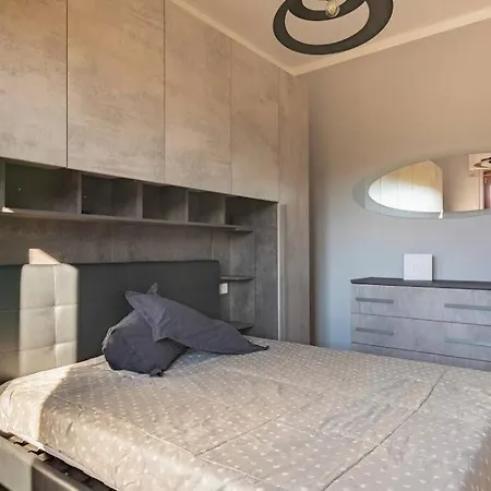 100mt Dal Mare Apartment Loano